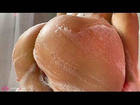 ❤️ Morena masturba o coño cun vibrador ata un orgasmo intenso na ducha ️❌ Porno anal na pornografía gl.passionateembracespotlight.ru ☑