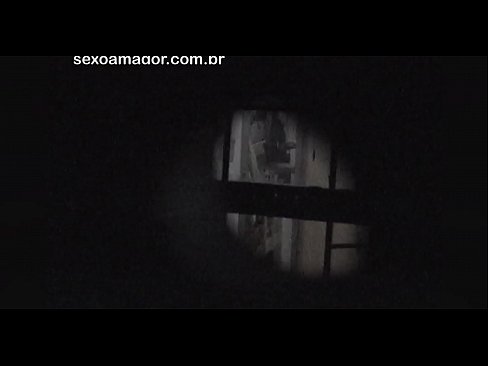 ❤️ Blondie é gravada en segredo por un voyeur do barrio escondido detrás de ladrillos ocos ️❌ Porno anal na pornografía gl.passionateembracespotlight.ru ☑
